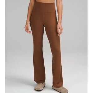 Groove Super-High-Rise Flared Pant Nulu - Roasted Brown